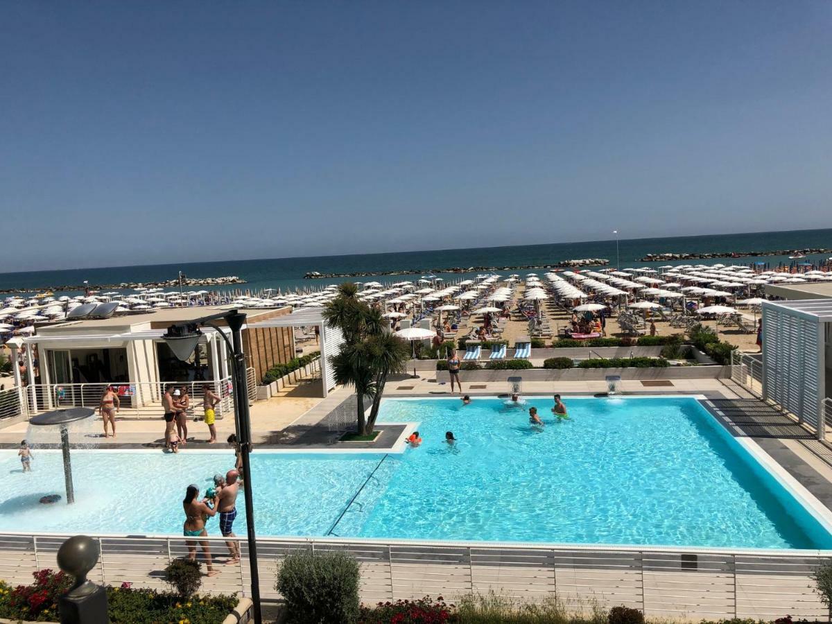 Hotel La Rosa Каттоліка Екстер'єр фото