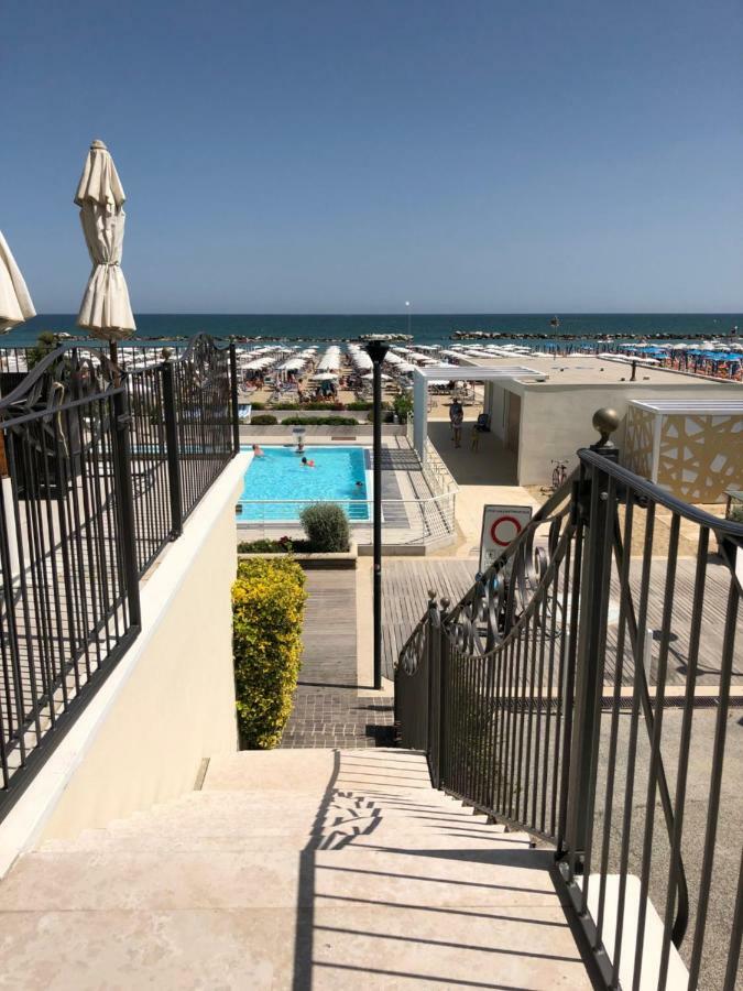 Hotel La Rosa Каттоліка Екстер'єр фото